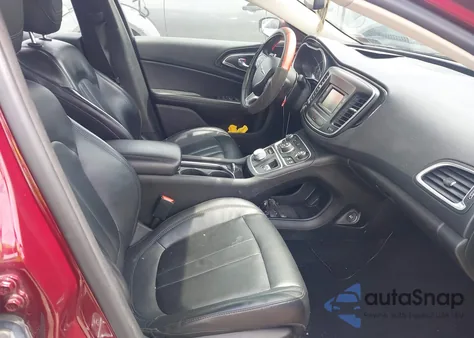 2015 Chrysler 200 C z USA, uszkodzony, nr VIN 1C3CCCEG9FN610667